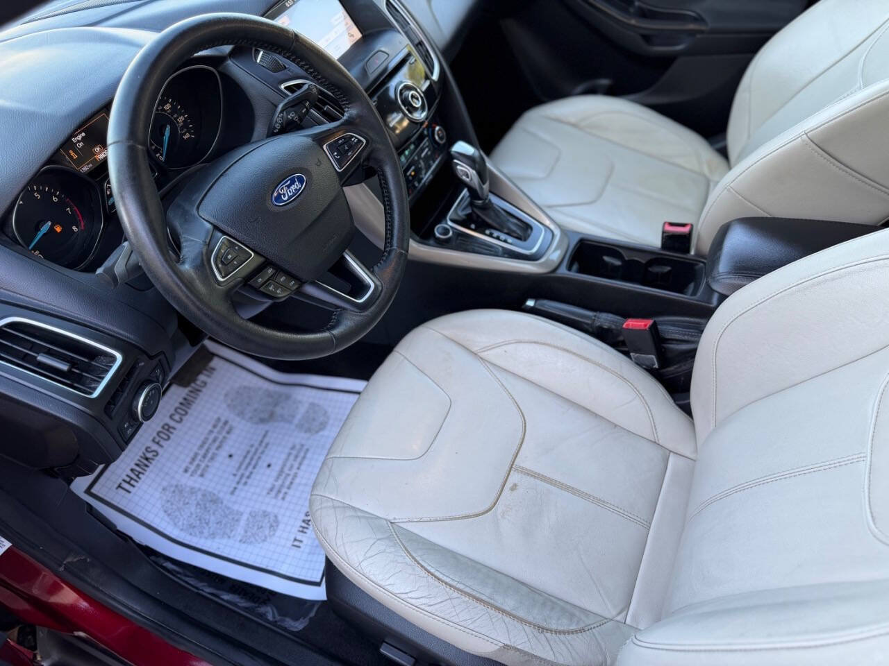 Used 2016 Ford Focus Titanium FWD image 10