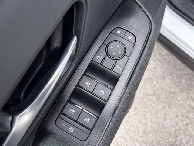 New 2026 Nissan Kicks SV w/ Cold Weather Package AWD/4WD image 12