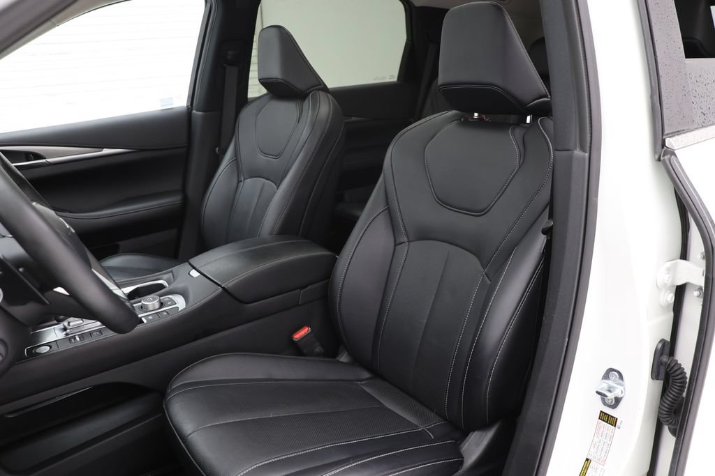 Used 2024 INFINITI QX60 Luxe AWD/4WD image 17
