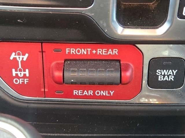 Used 2022 Jeep Wrangler Unlimited Rubicon 4xe w/ Steel Bumper Group image 13
