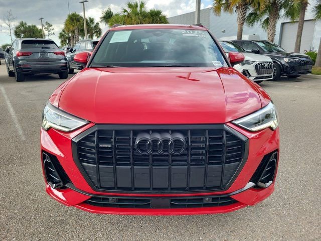 Certified 2025 Audi Q3 2.0T Premium image 3