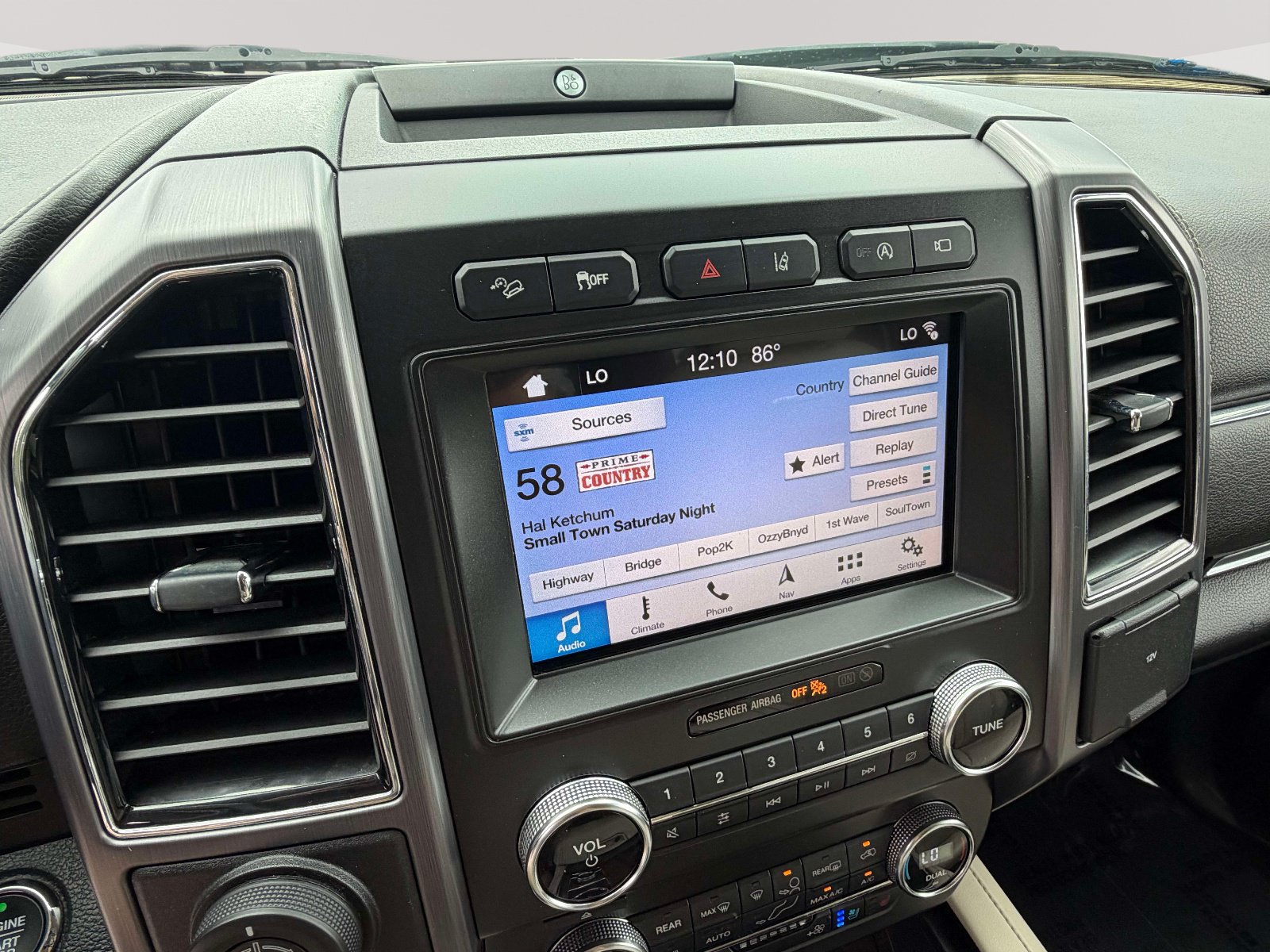 Used 2018 Ford Expedition Max Platinum AWD/4WD image 8