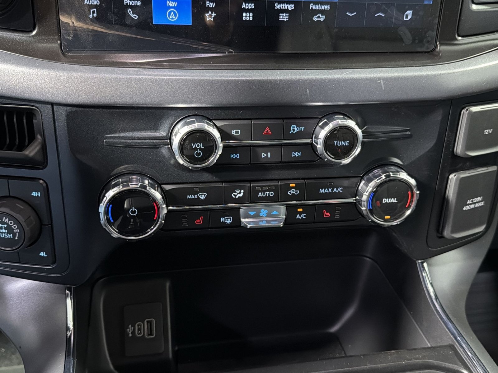 New 2026 Ford F150 XLT w/ Equipment Group 302A MID AWD/4WD image 24