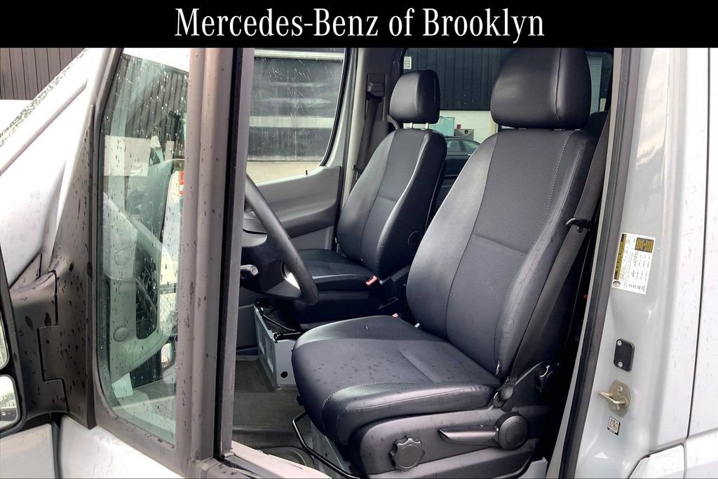 Used 2016 Mercedes-Benz Sprinter 2500 image 8