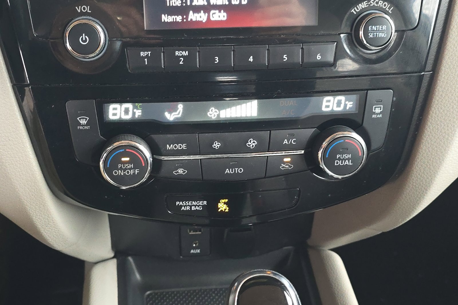 Used 2017 Nissan Rogue Sport SV image 28