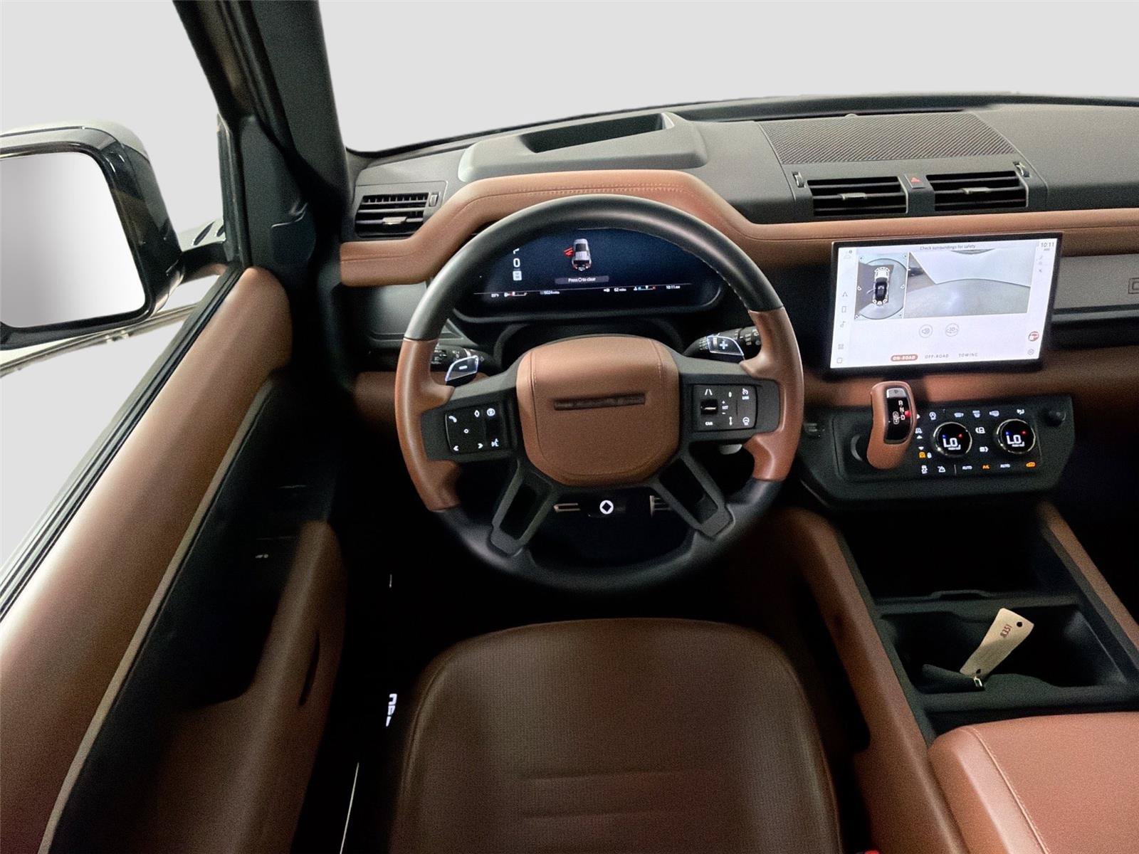 Certified 2025 Land Rover Defender 110 AWD/4WD image 22
