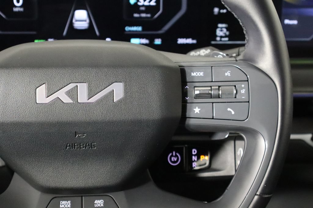Used 2024 Kia EV9 Land AWD/4WD image 10