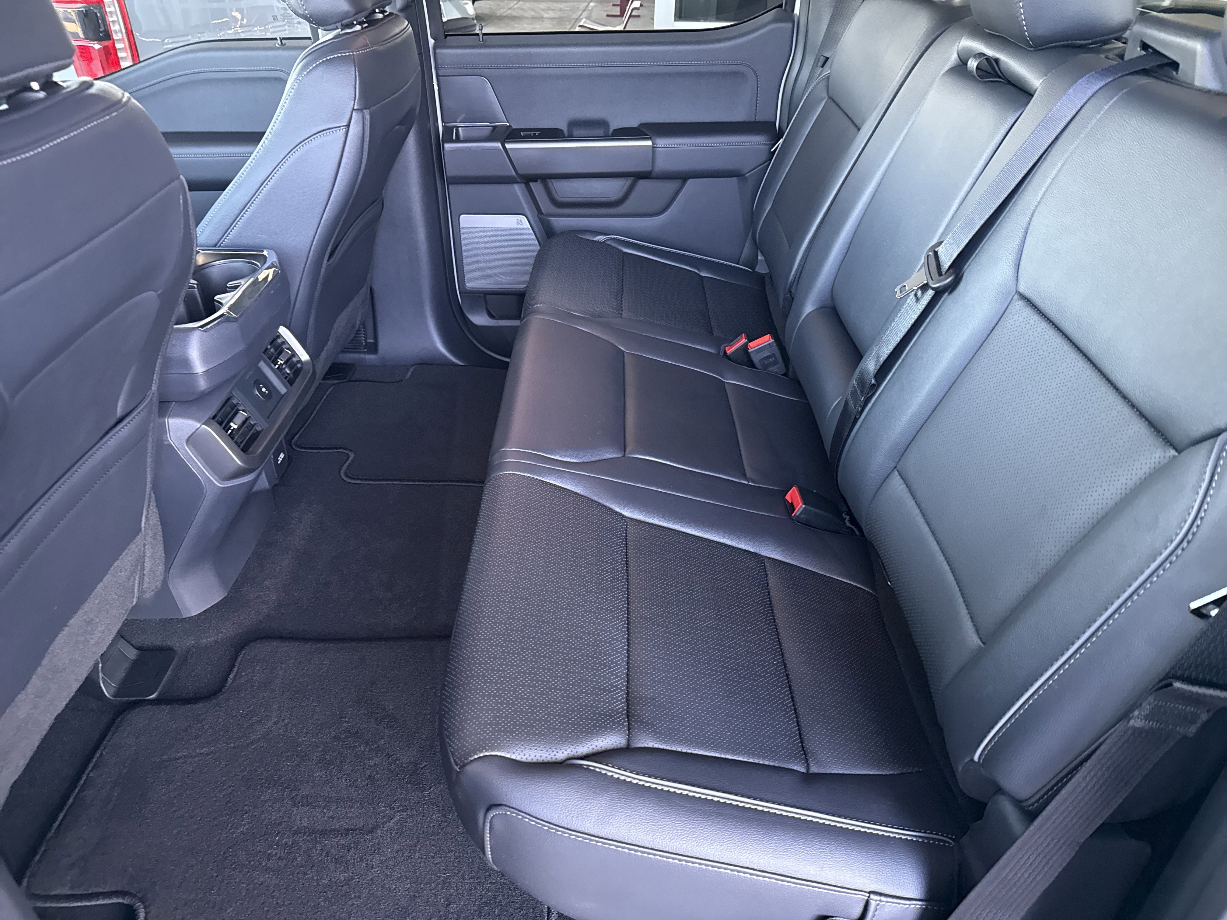 New 2025 Ford F150 Lariat image 11