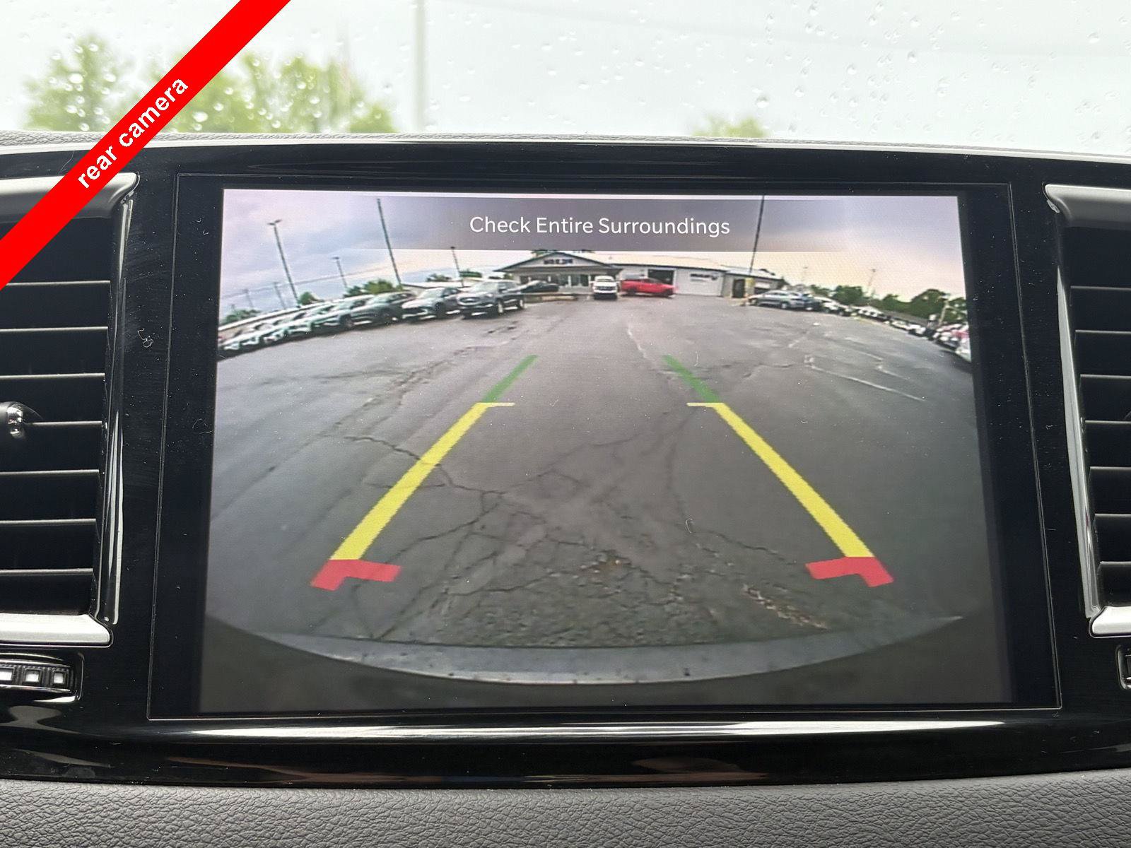 Used 2025 Chrysler Pacifica Select FWD image 6