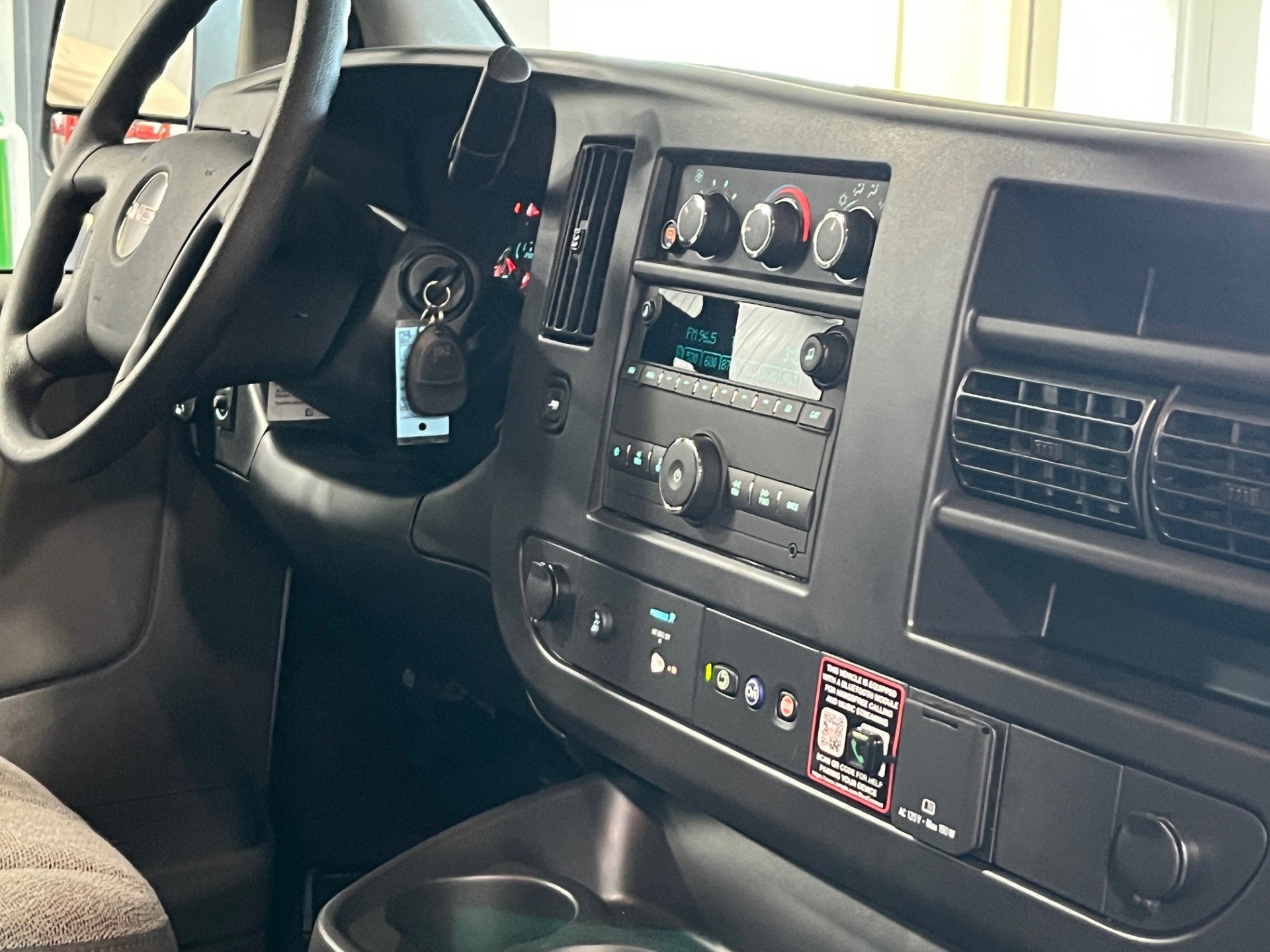 New 2025 GMC Savana 3500 w/ Driver Convenience Package image 8