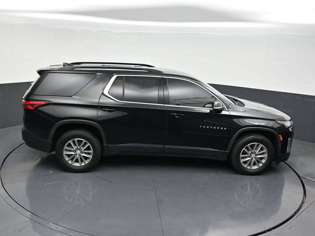 Used 2022 Chevrolet Traverse LT image 21