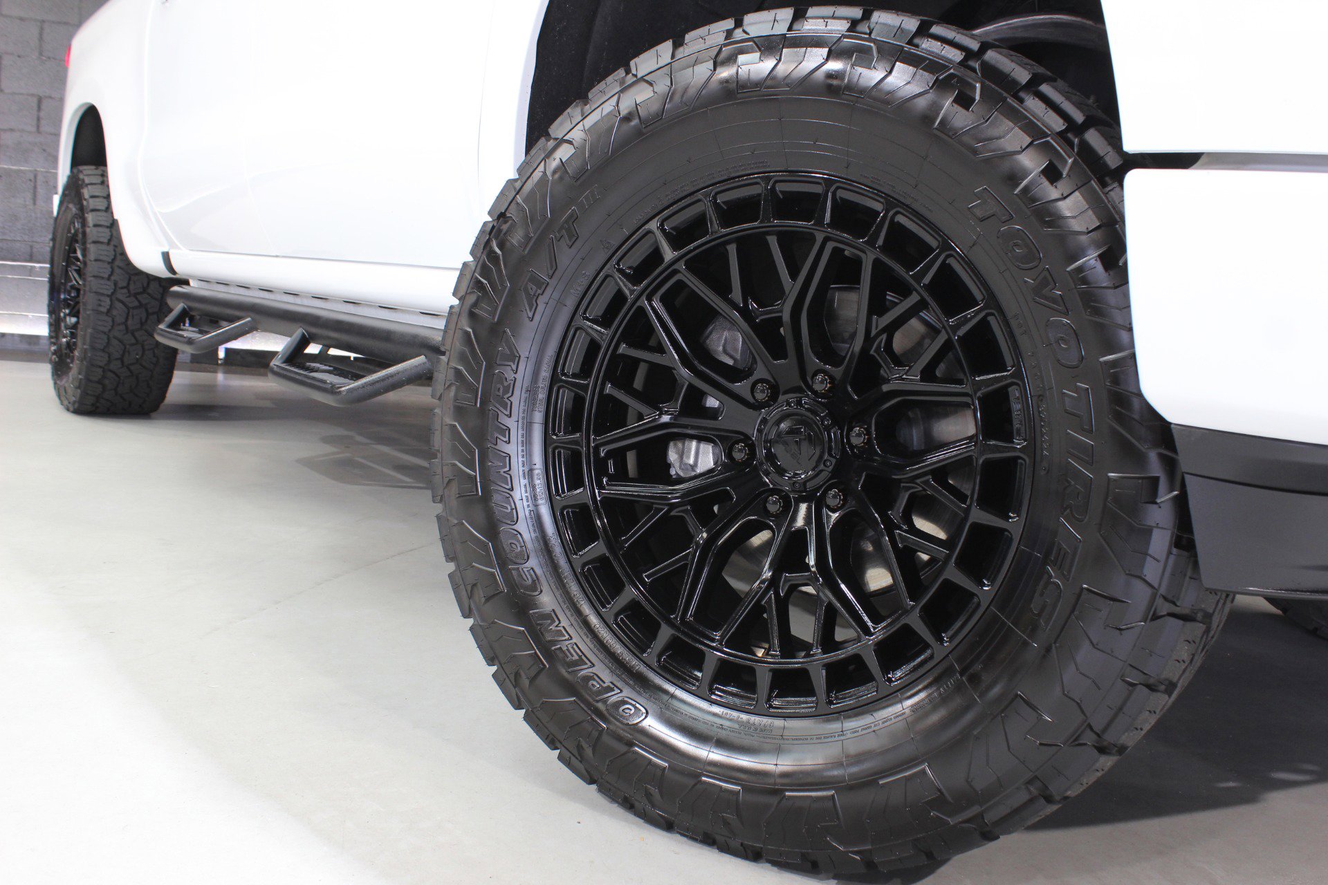 Used 2025 Chevrolet Silverado 1500 RST w/ RST All Star Premium Package image 23