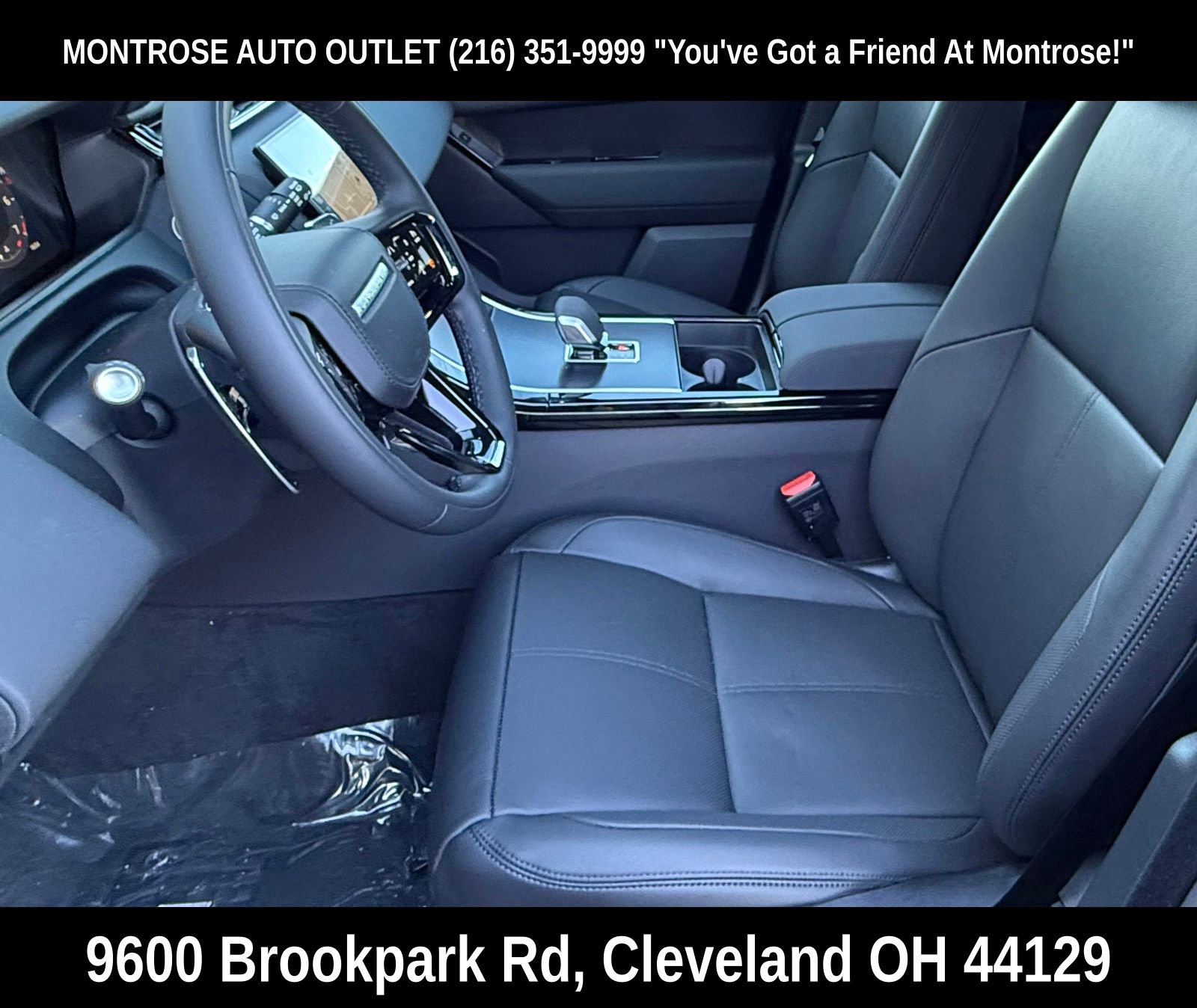 New 2026 Land Rover Range Rover Velar Dynamic SE image 12