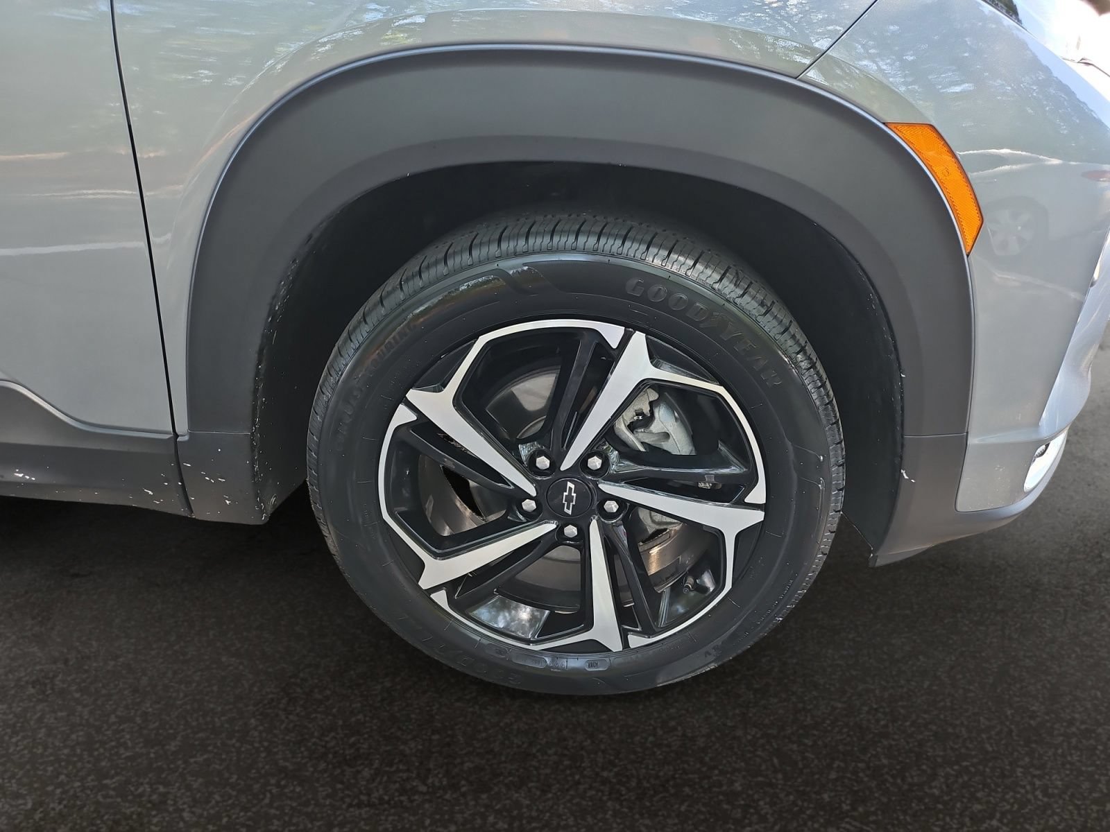 Used 2023 Chevrolet TrailBlazer RS FWD image 41