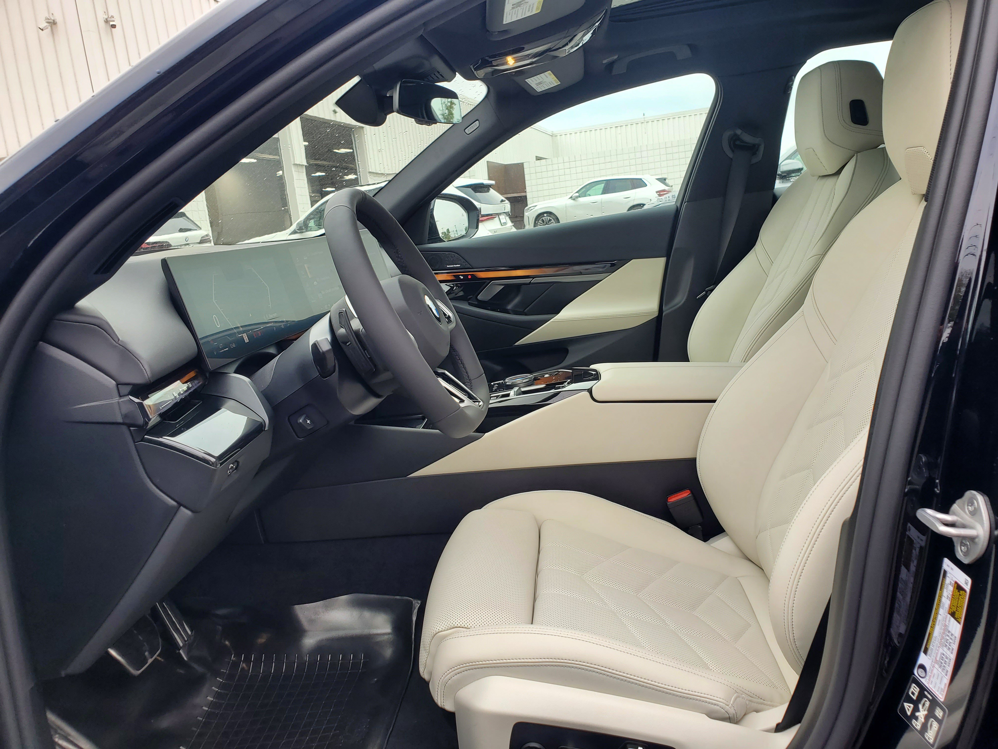 New 2027 BMW 530i xDrive w/ M Sport Package AWD/4WD image 9