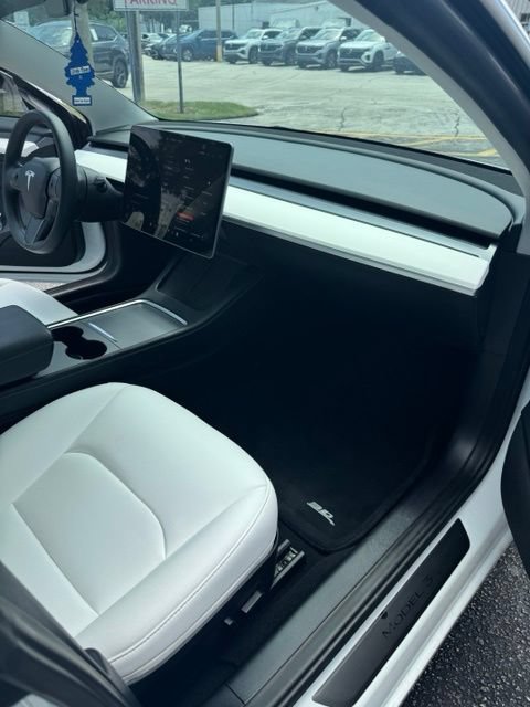 Used 2022 Tesla Model 3 Performance AWD/4WD image 16