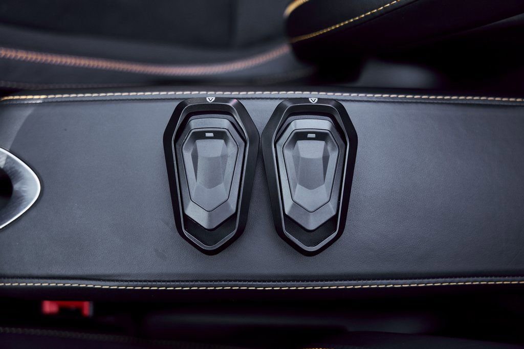 Used 2020 McLaren 720S Spider image 57