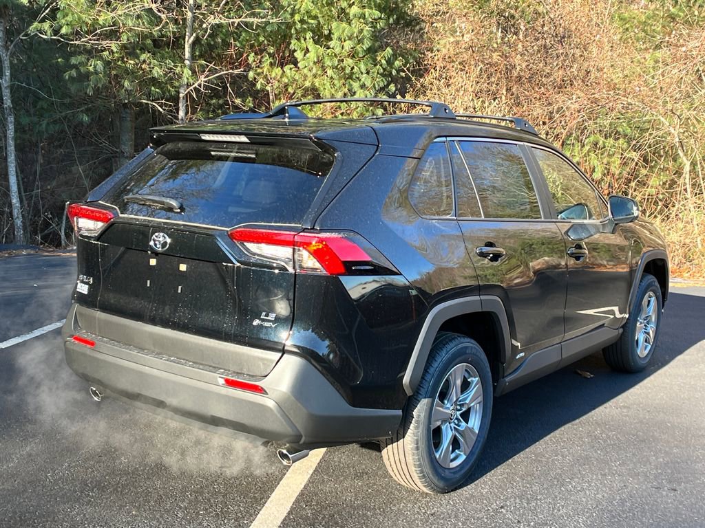 New 2025 Toyota RAV4 LE image 5