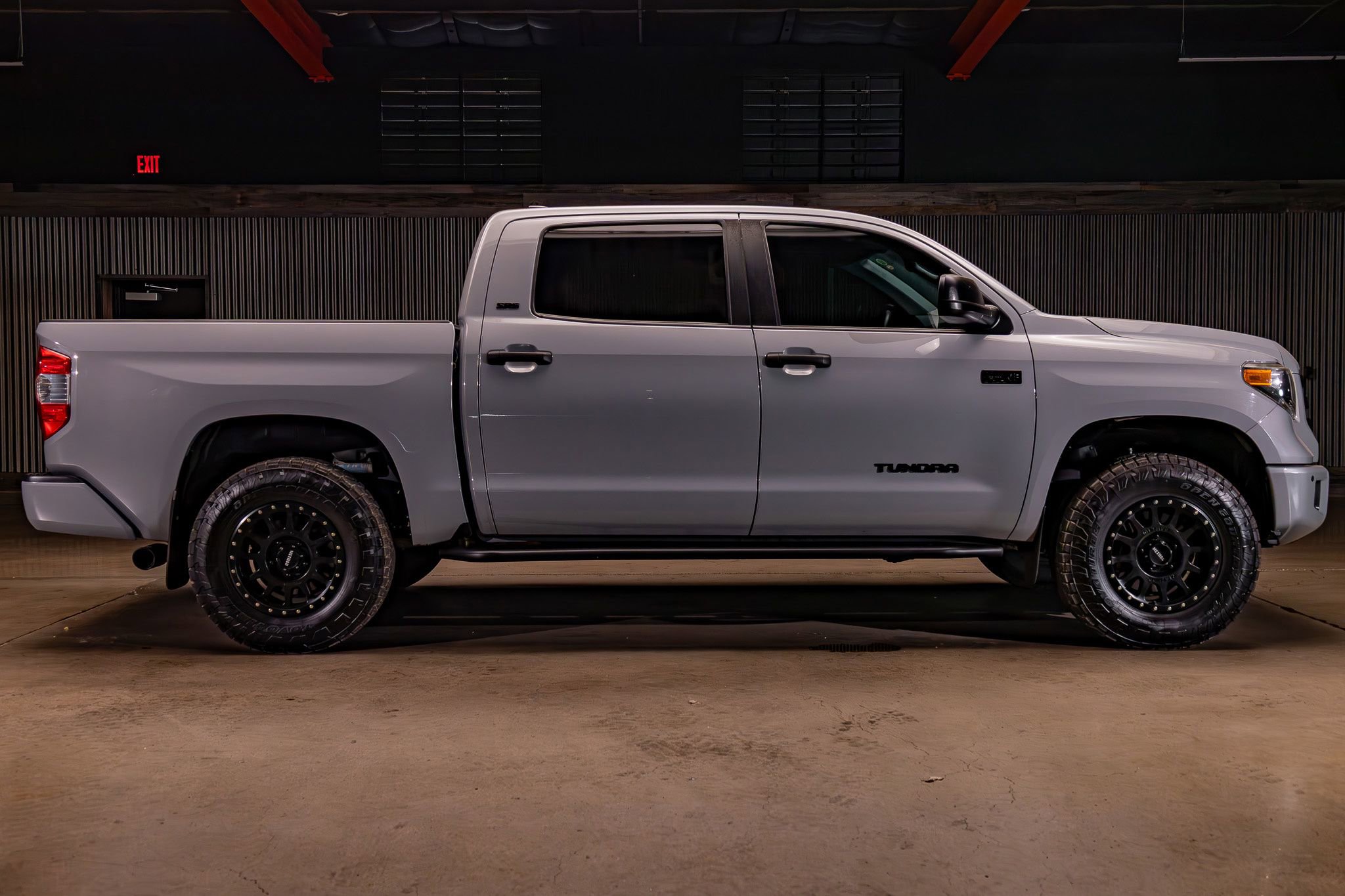 Used 2021 Toyota Tundra SR5 w/ Trail Edition AWD/4WD image 10