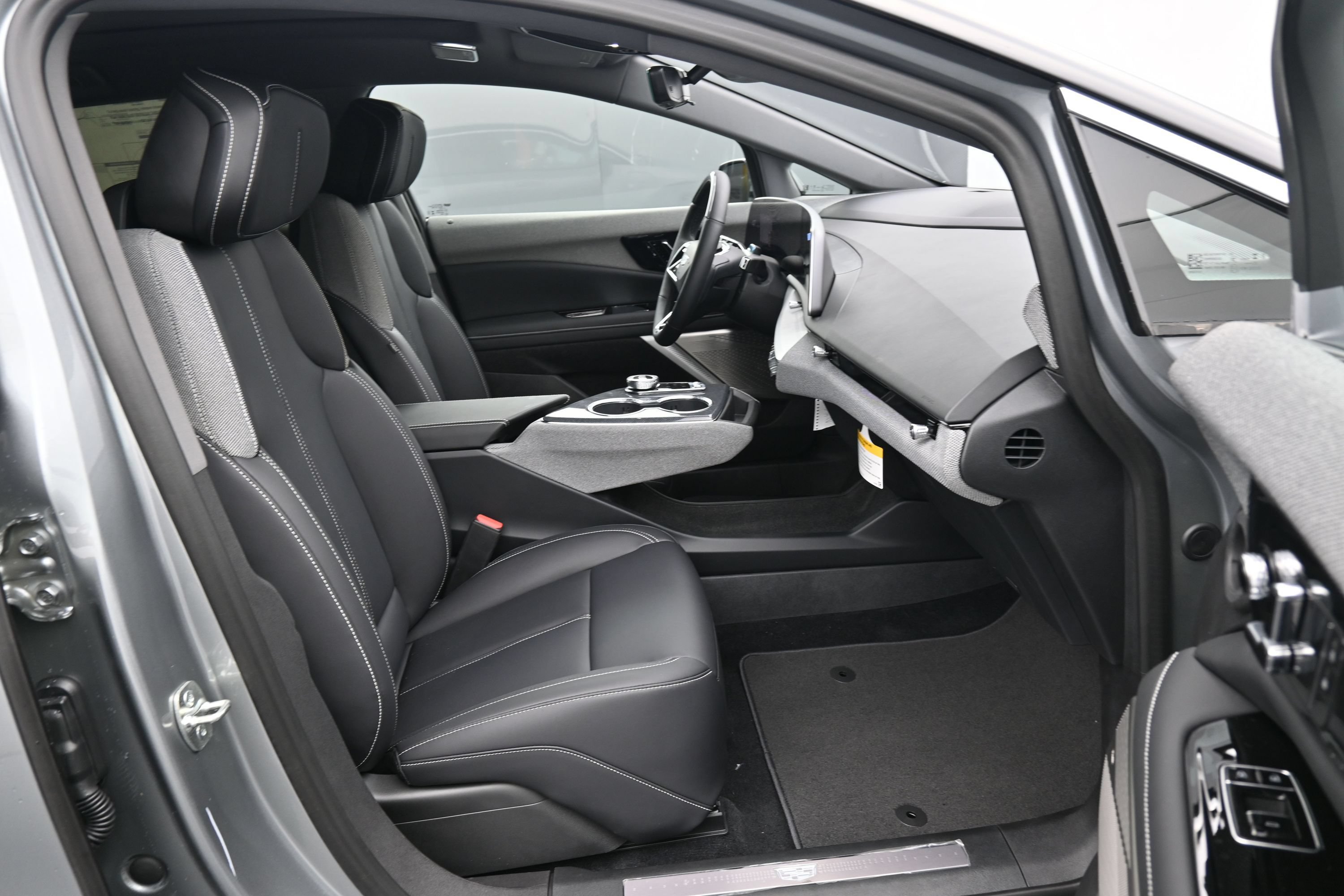 New 2026 Cadillac Optiq Luxury 1 AWD/4WD image 13