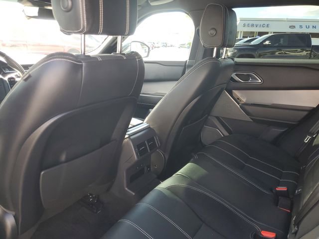 Used 2019 Land Rover Range Rover Velar R-Dynamic SE image 12