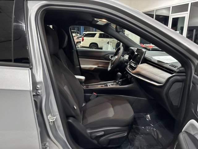 Used 2024 Jeep Compass Sport AWD/4WD image 39