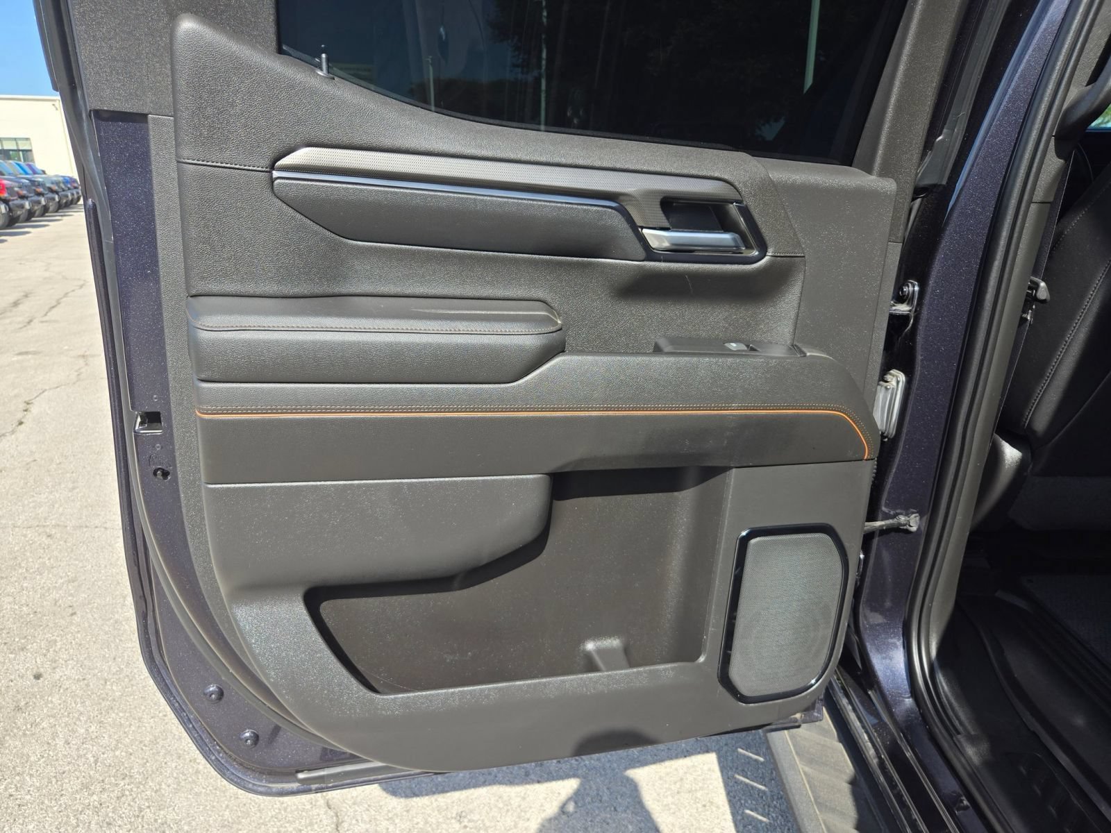 Used 2022 GMC Sierra 1500 AT4 w/ AT4 Preferred Package AWD/4WD image 14