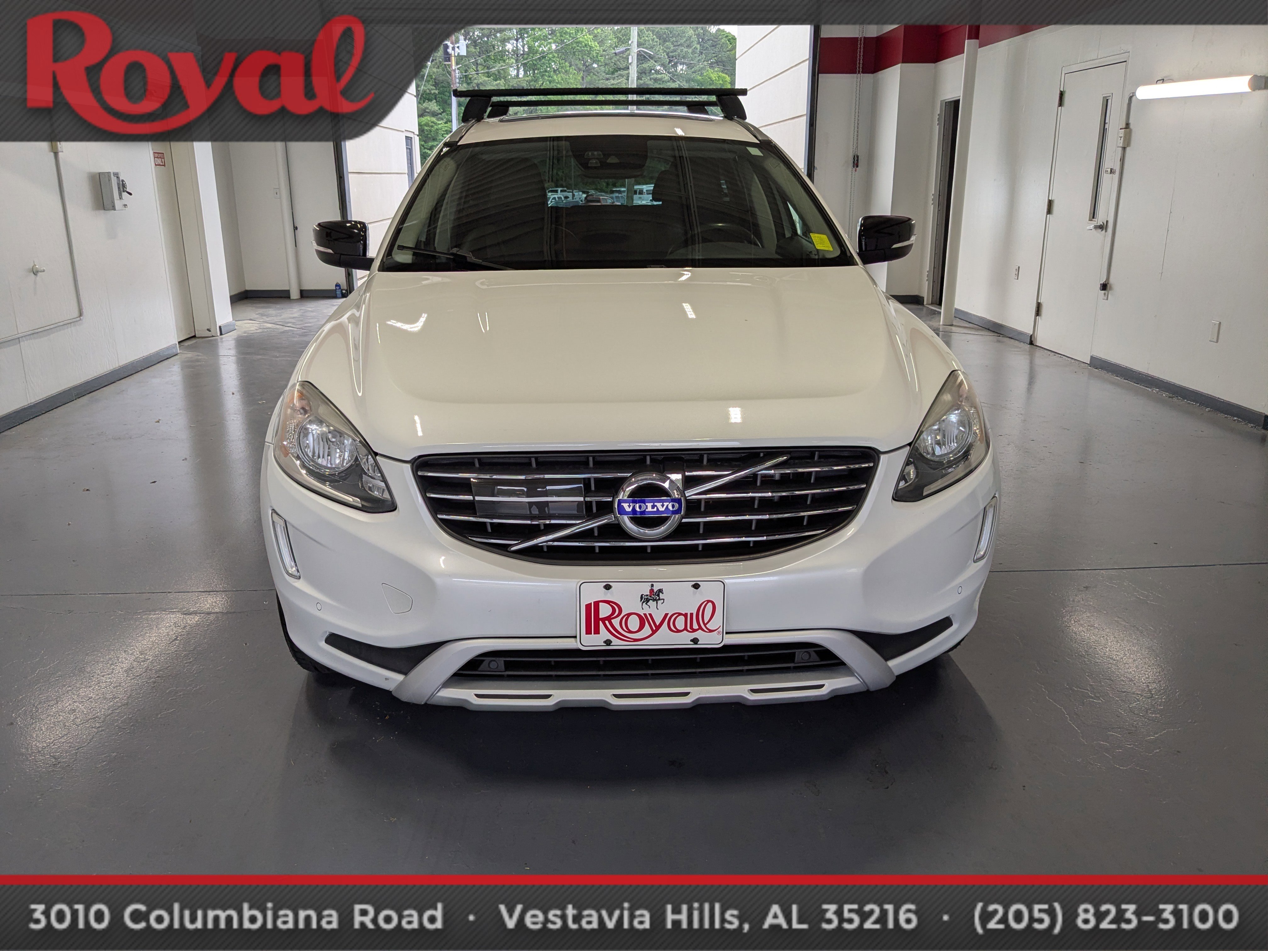 Used 2017 Volvo XC60 T5 Dynamic w/ Advanced Package AWD/4WD image 6