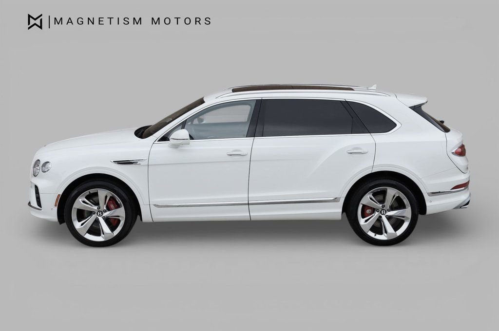Used 2023 Bentley Bentayga Extended Wheelbase image 2