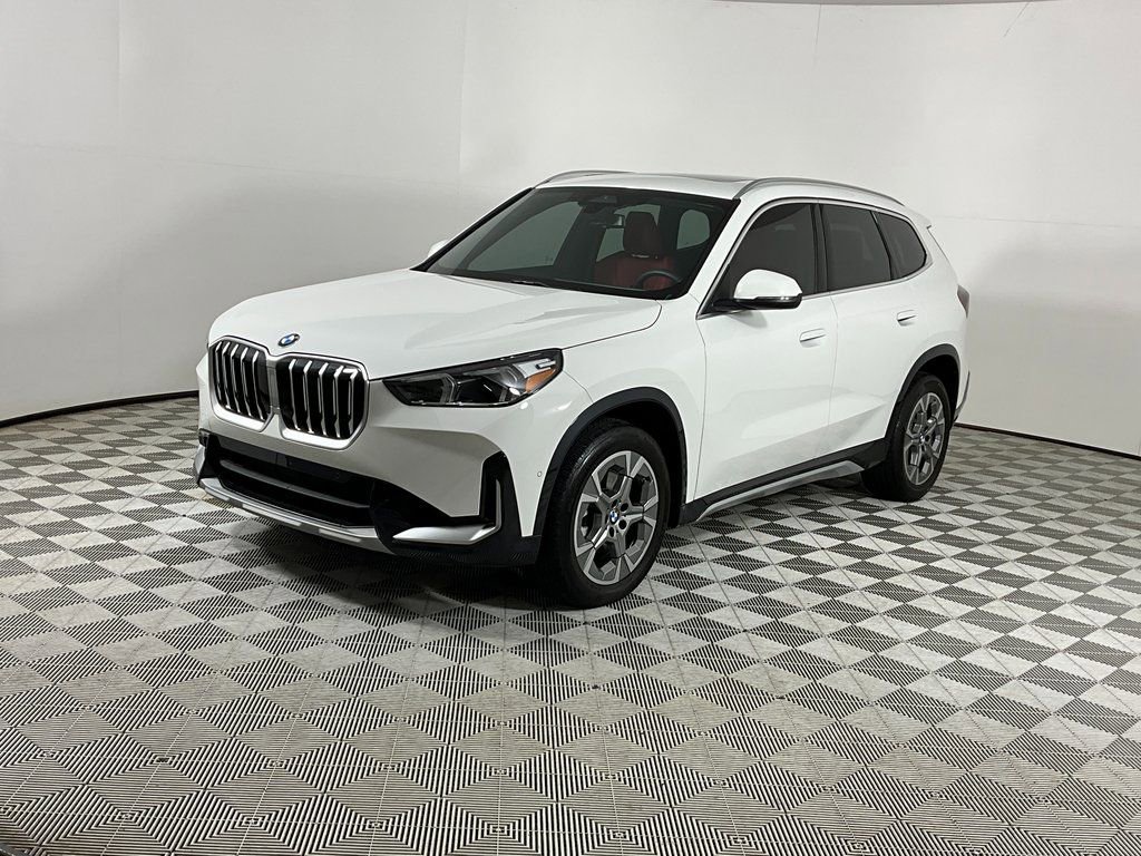 Used 2025 BMW X1 xDrive28i w/ Convenience Package image 1