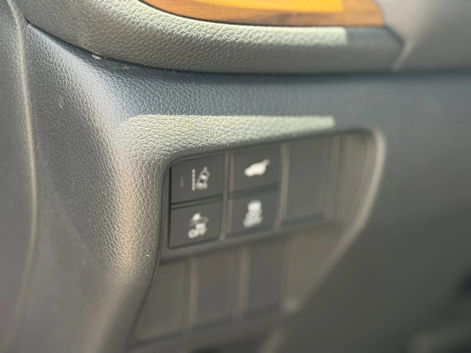 Used 2018 Honda CR-V EX-L image 31