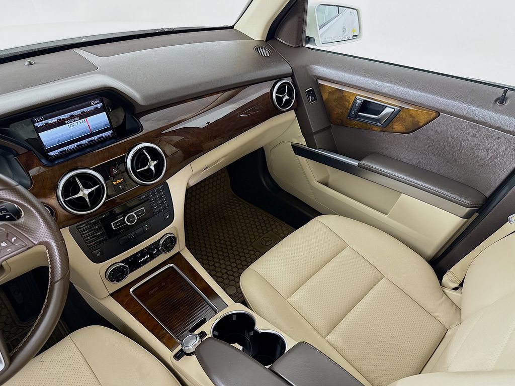 Used 2014 Mercedes-Benz GLK 350 4MATIC image 26