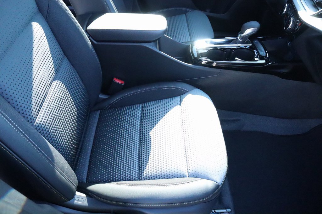 New 2026 Chevrolet Trax LT w/ Driver Confidence Package image 12