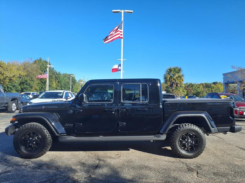 Used 2024 Jeep Gladiator Sport image 24