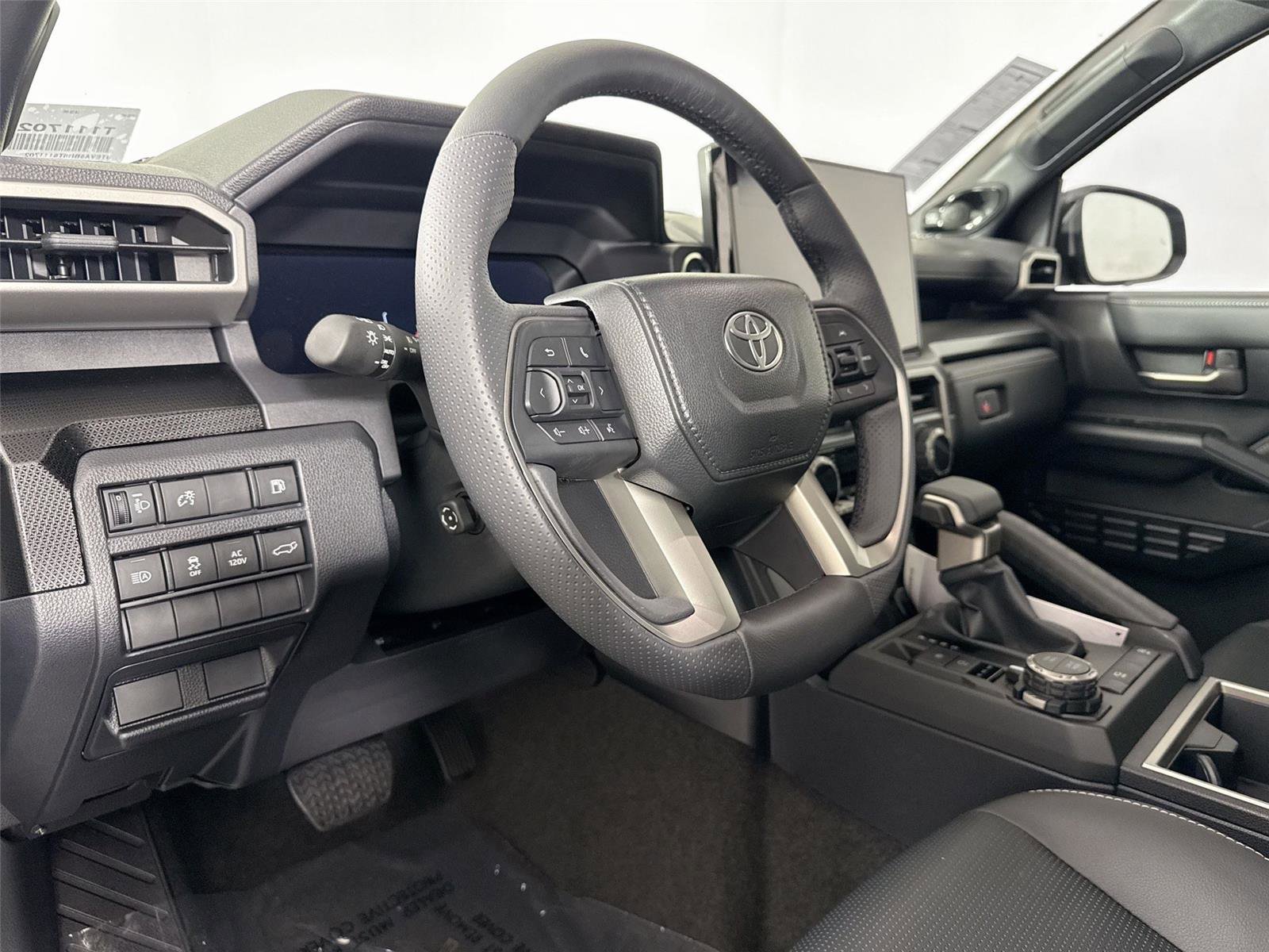 Certified 2026 Toyota 4Runner Limited AWD/4WD image 4