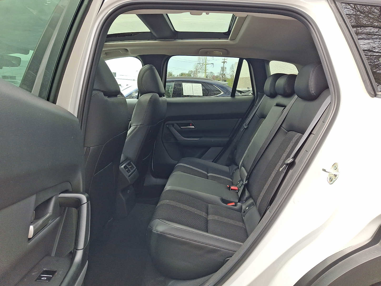 Certified 2025 MAZDA CX-50 AWD 2.5 S w/ Cargo Package image 10