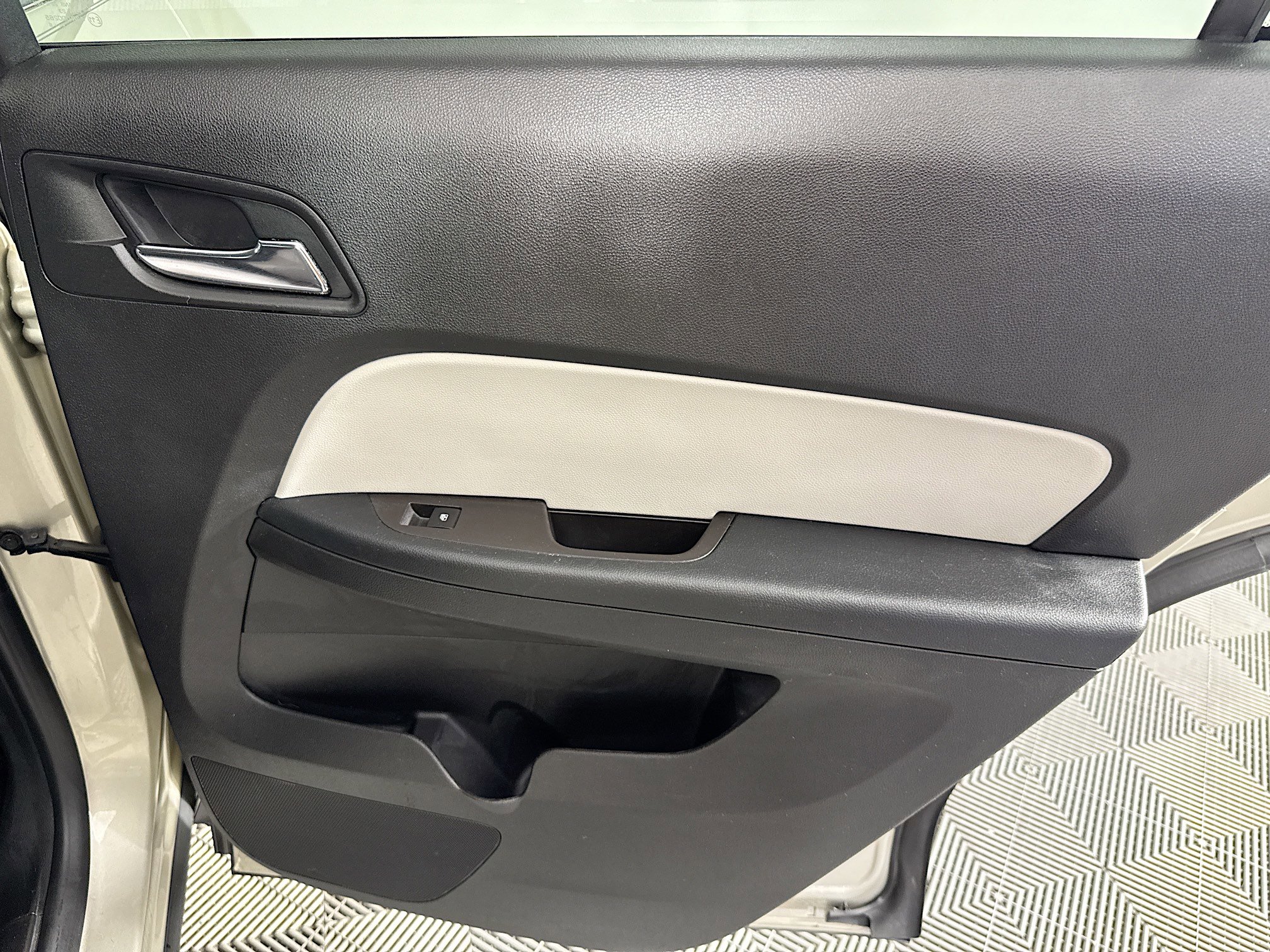 Used 2016 Chevrolet Equinox LT FWD image 47