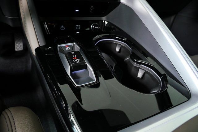 New 2025 Audi Q5 Premium Plus AWD/4WD image 18