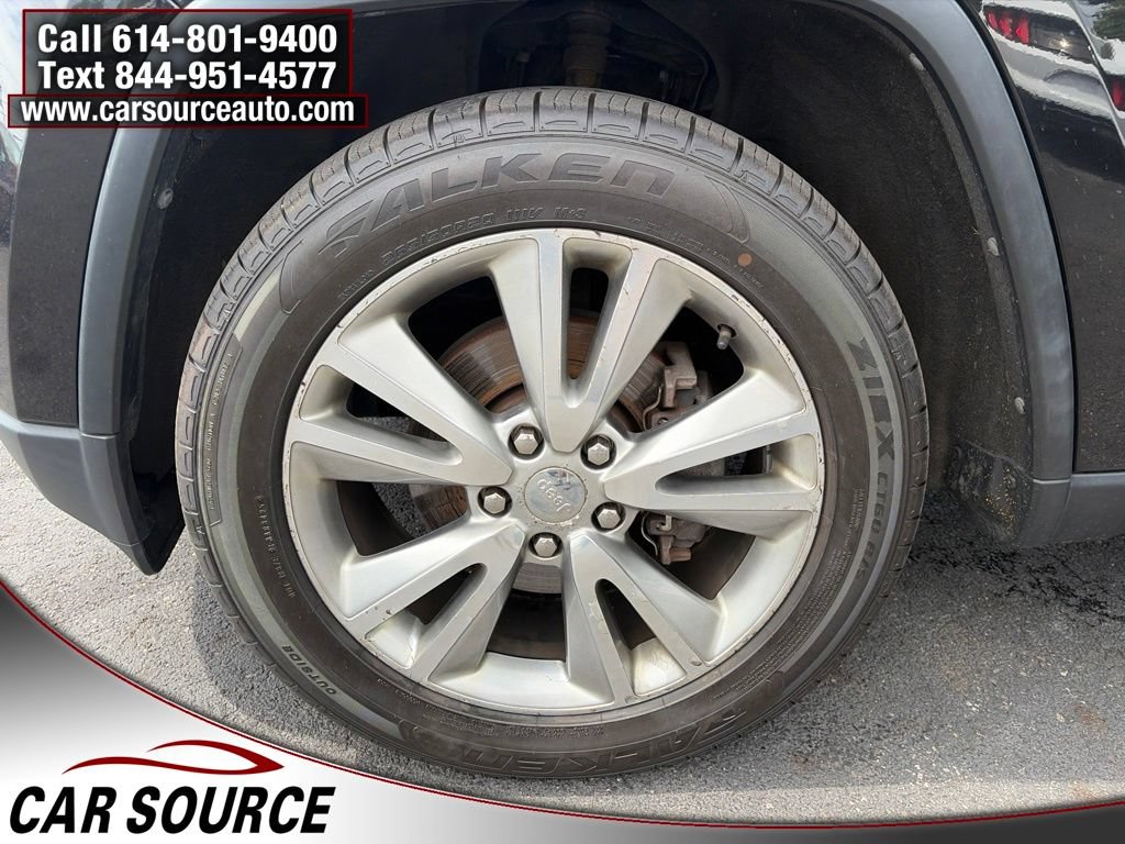 Used 2013 Jeep Grand Cherokee Laredo AWD/4WD image 29