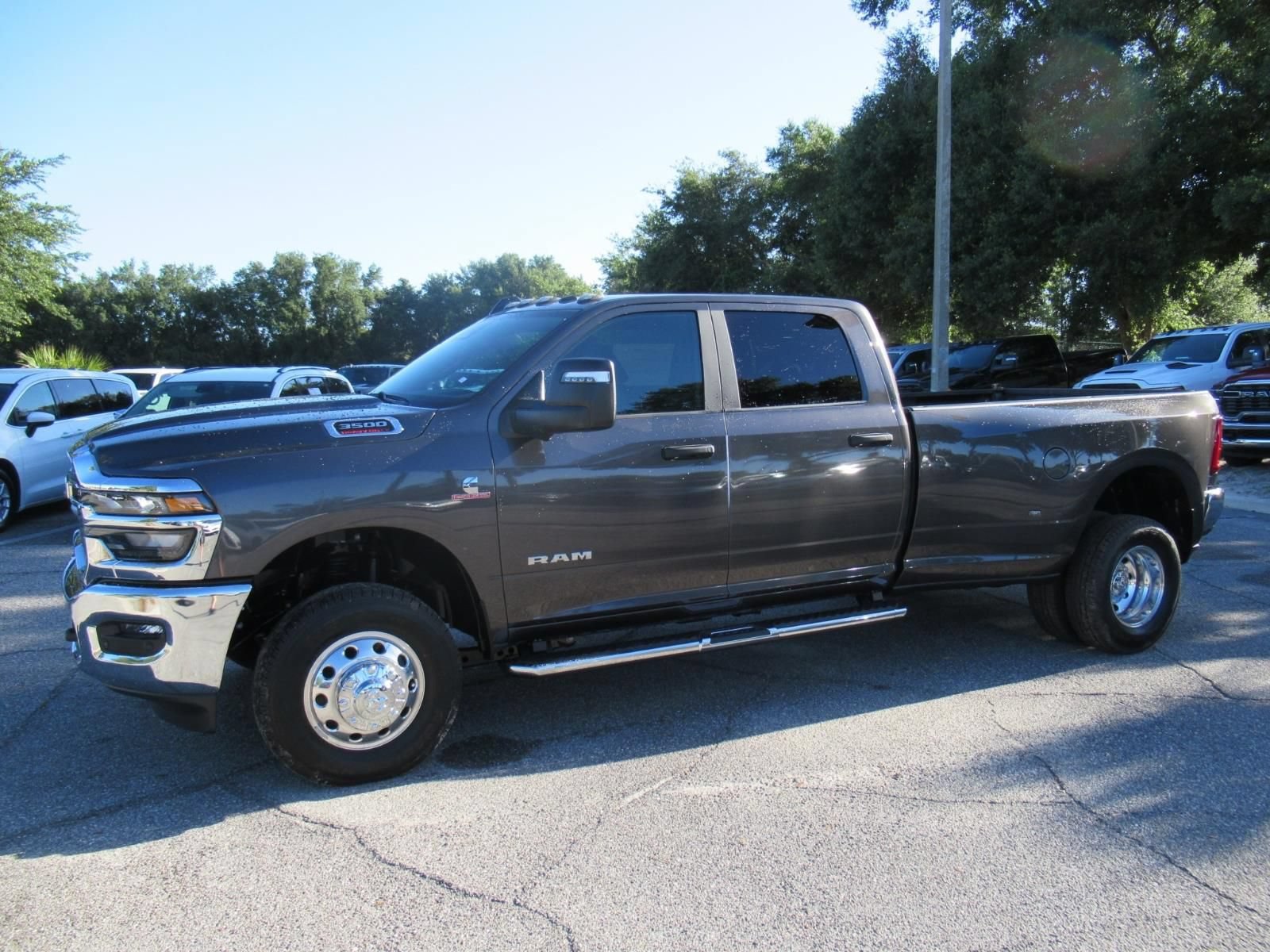 New 2026 RAM 3500 Big Horn AWD/4WD image 4