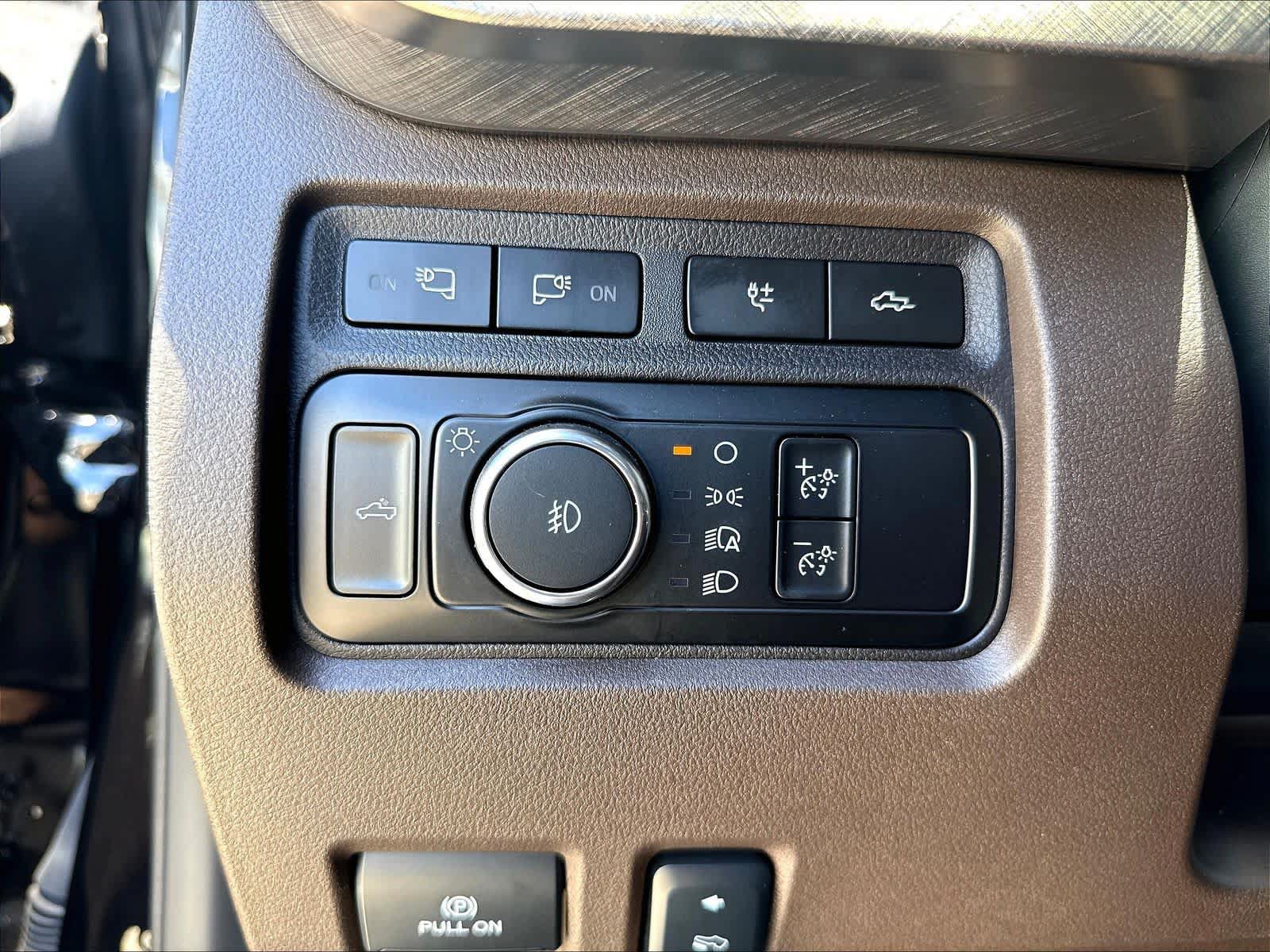 Used 2024 Ford F250 King Ranch AWD/4WD image 39