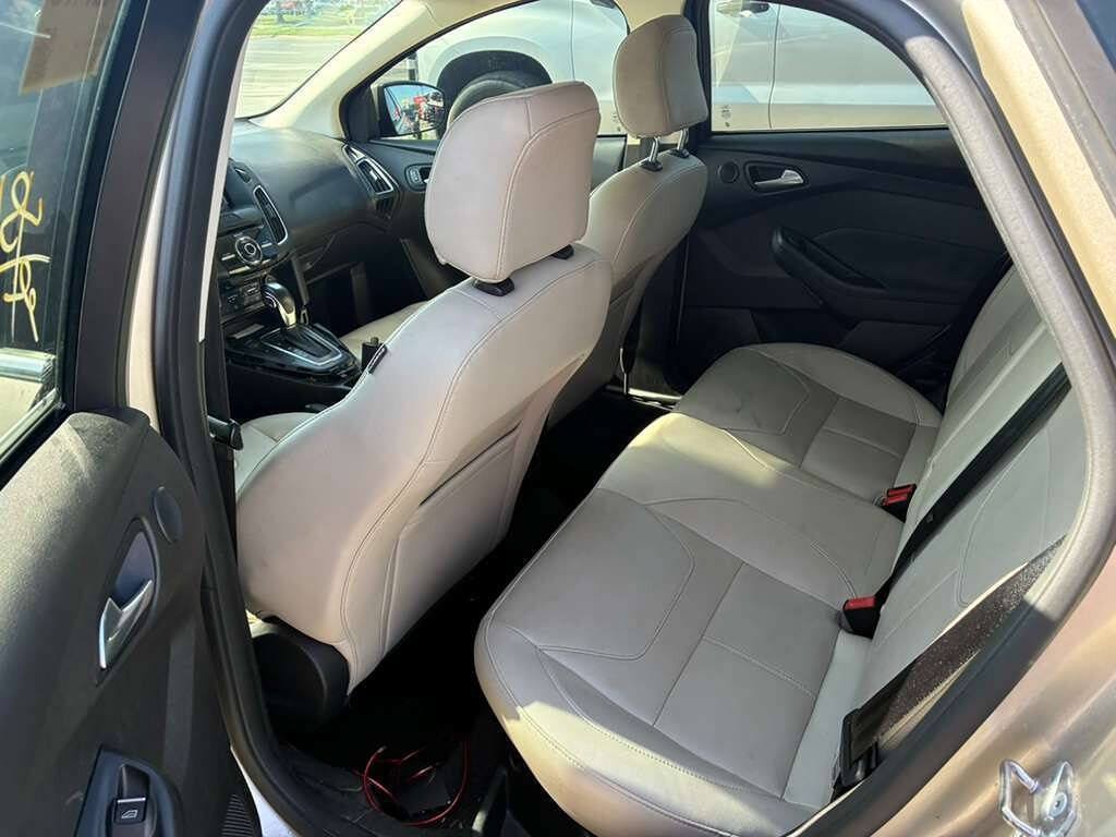 Used 2018 Ford Focus Titanium FWD image 12
