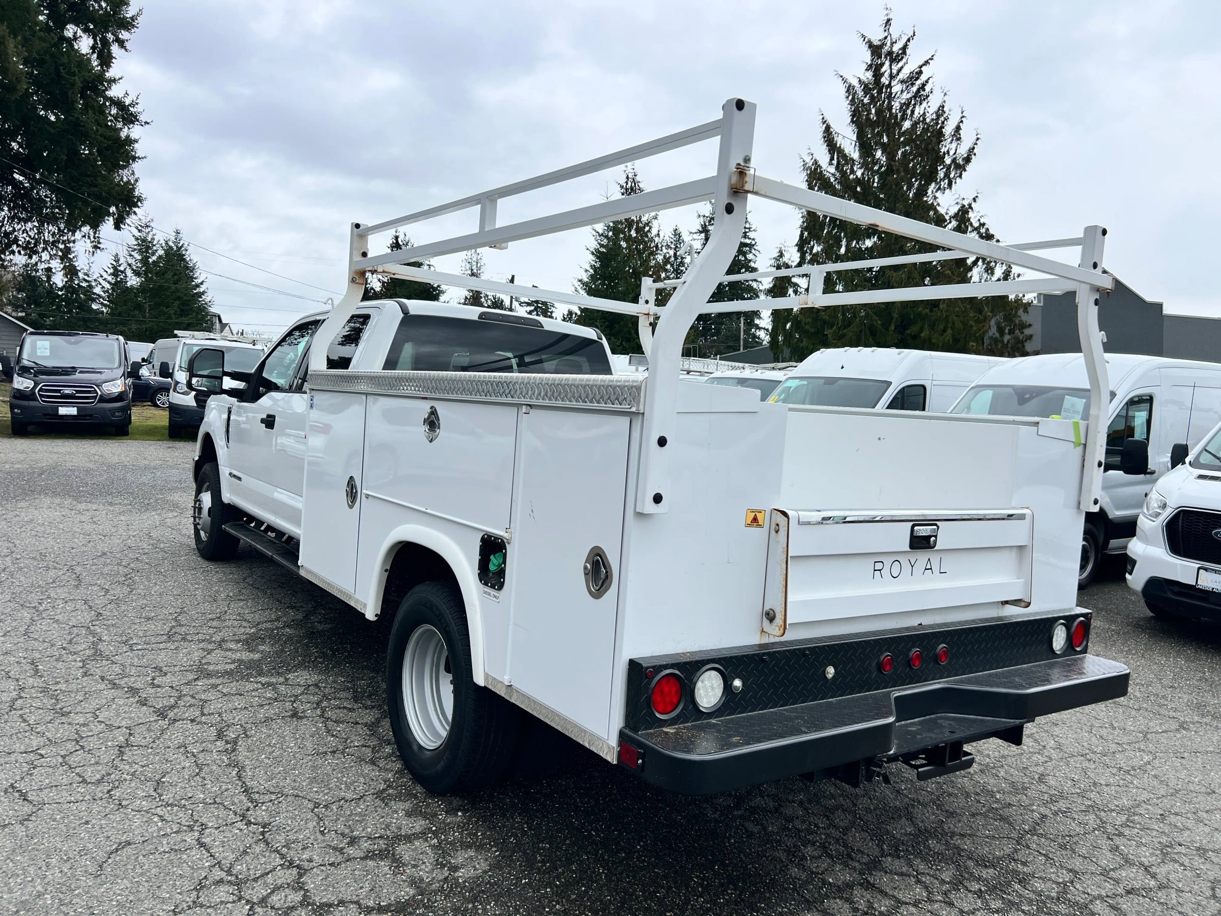 Used 2018 Ford F350 XLT AWD/4WD image 5
