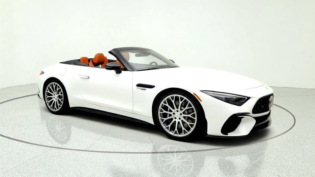 Used 2024 Mercedes-Benz SL 63 AMG 4MATIC image 3