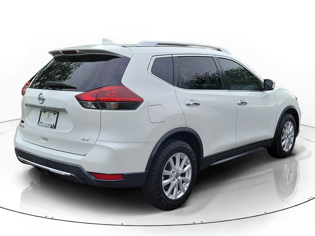 Used 2018 Nissan Rogue SV FWD image 2