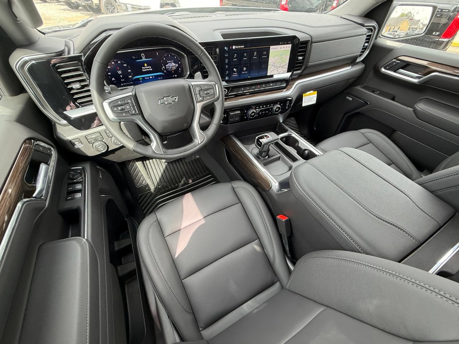 New 2026 Chevrolet Silverado 1500 RST w/ Convenience Package II AWD/4WD image 14
