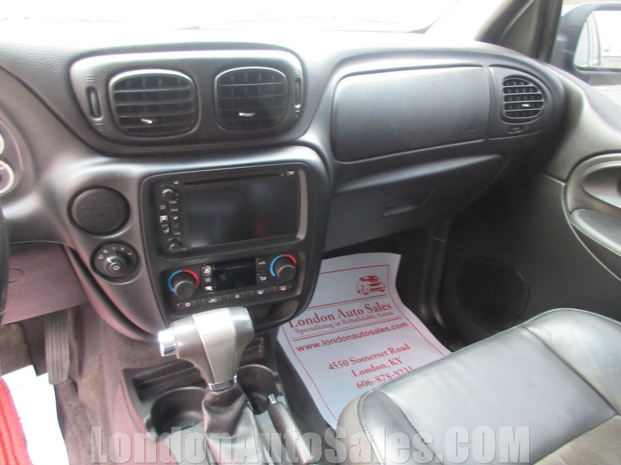 Used 2008 Chevrolet TrailBlazer SS image 11