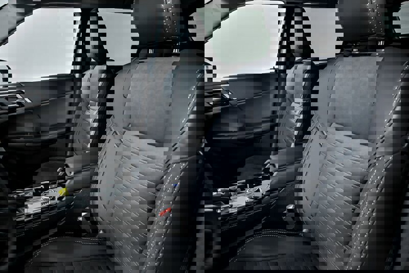 New 2025 Mitsubishi Outlander AWD image 14