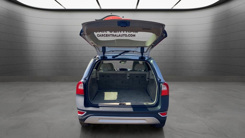 Used 2013 Volvo XC70 3.2 image 25