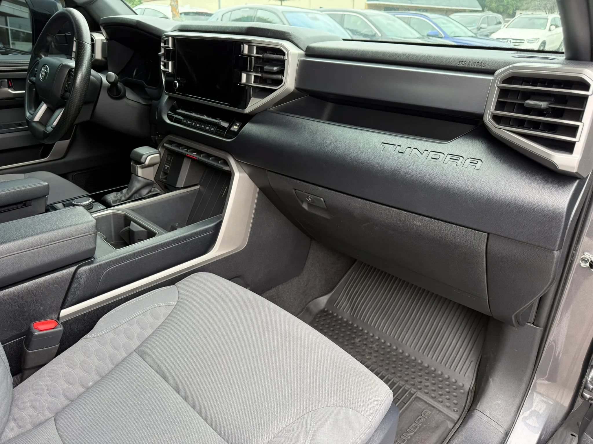 Used 2025 Toyota Tundra SR5 w/ SR5 Convenience Package AWD/4WD image 16